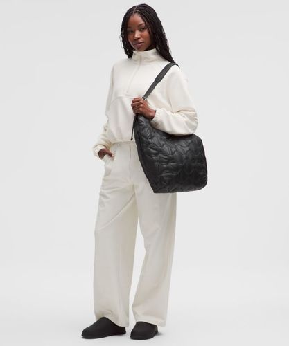 “ Quilty Pleasures Schultertasche 14 L â€“ GrÃ¶ÃŸe 4 l in - lululemon - Modalova