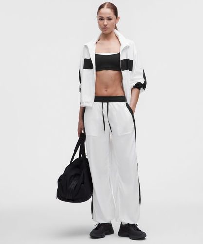 “ Dance Studio-Jacke Evolve fÃ¼r Frauen â€“ GrÃ¶ÃŸe M in / - lululemon - Modalova