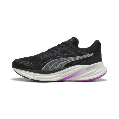Scarpe da running Magnify NITRO™ 2 da donna, Scarpe, Nero, 35.5 - PUMA - Modalova