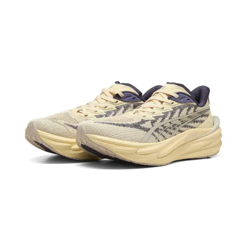 Deviate NITRO 4 Running Shoes Women in Yellow | Size 4 - PUMA - Modalova