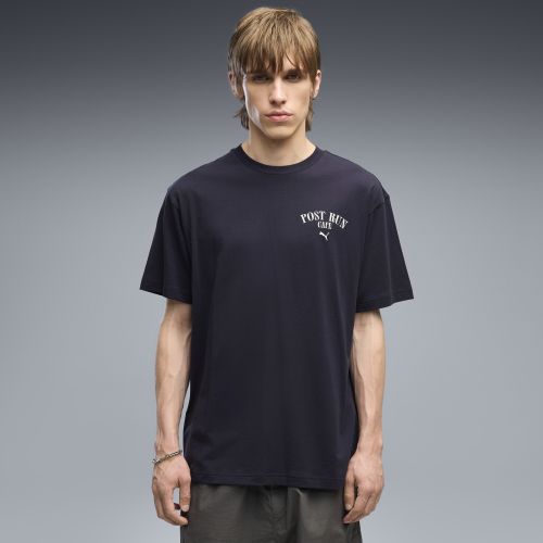 Graphic Cafe Relaxed T-Shirt Men in Blue () | Size Large - PUMA - Modalova
