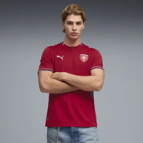 Czechia Home Jersey Men in Red | Size Large - PUMA - Modalova