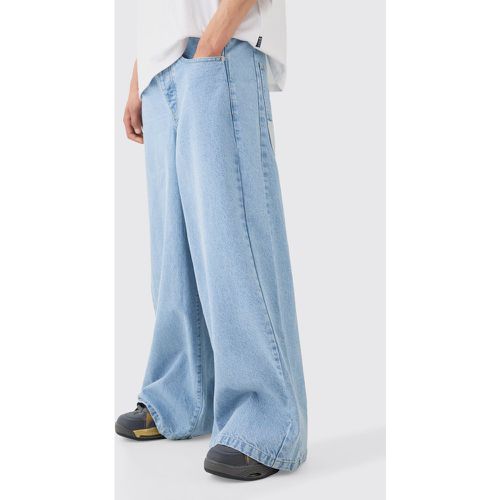 Extreme Wide Fit Jeans In Ice Blue - boohoo - Modalova