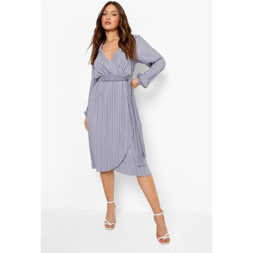 Vestido Camisero Plisado Cruzado Con Cinturón - boohoo - Modalova