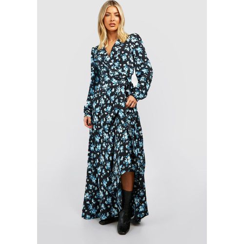 Vestito maxi a incrocio a fiori con cintura - boohoo - Modalova