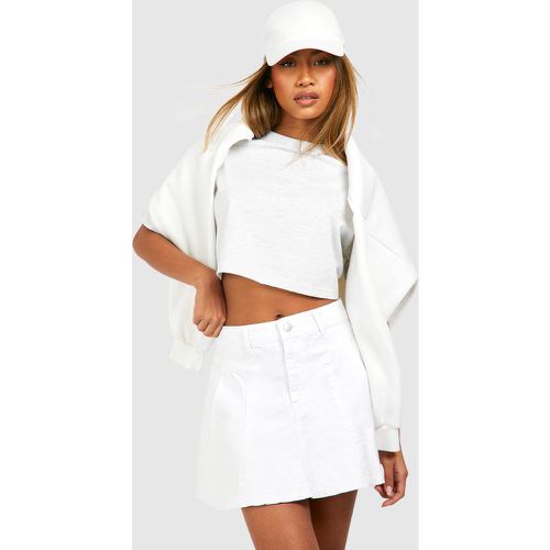 Pleated Tennis Skirt, Blanco - boohoo - Modalova