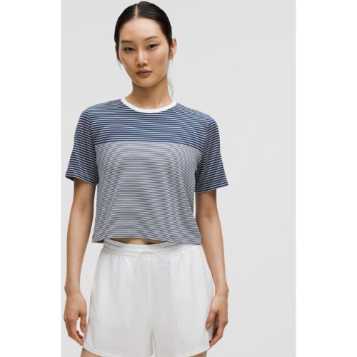 “ T-Shirt style mariniÃ¨re court classique sans couturess â€“ Blue/Blanc â€“ Taille L - lululemon - Modalova