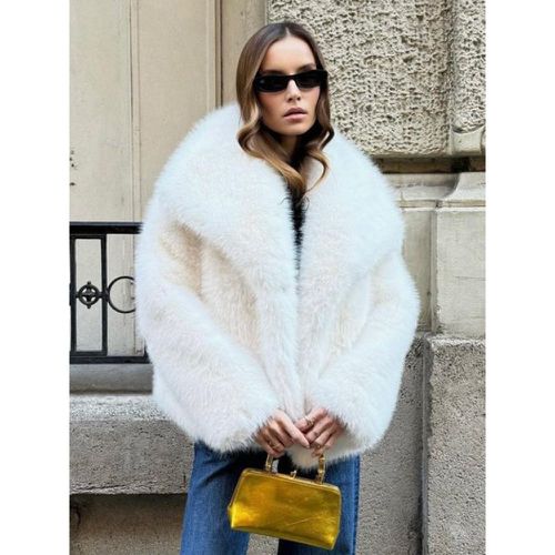 Faux Fur Coats Long Sleeves Faux Fur Jacket Front Button Winter Coat - milanoo.com - Modalova