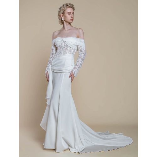 Boho Wedding Dress Polyester Lace Sheath With Train Natural Waist Zipper Long Sleeves Bateau Neck - milanoo.com - Modalova