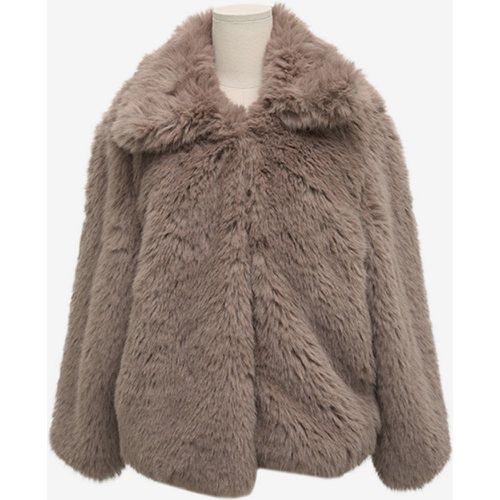 Faux Fur Coats Long Sleeves Elegant Faux Fur Coat Oversized Turndown Collar White Winter Coat - milanoo.com - Modalova