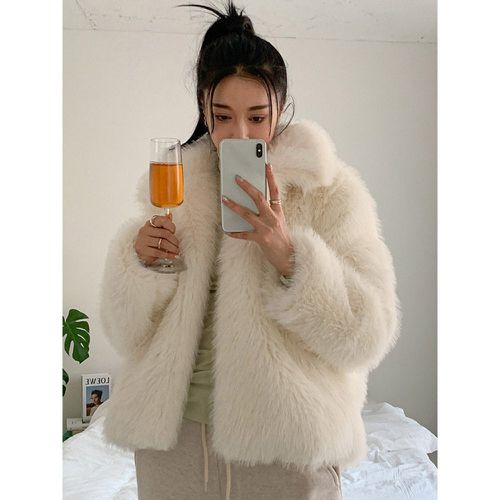 Faux Fur Coats Long Sleeves Elegant Faux Fur Coat Oversized Turndown Collar Winter Coat - milanoo.com - Modalova