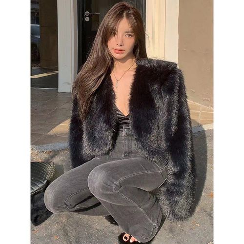 Faux Fur Coats White No Waistline Long Sleeves Faux Fur Coat Oversized Women Coat - milanoo.com - Modalova