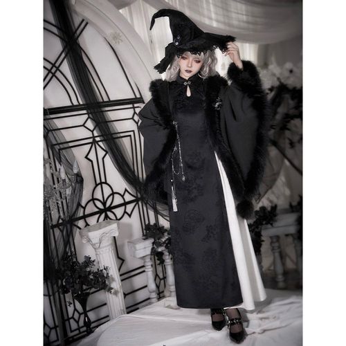 Gothic Lolita Poncho White Polyester Pom Poms Fall Lolita Outwears - milanoo.com - Modalova