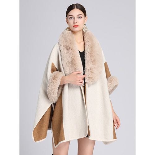 Women Poncho Designed Neckline Burgundy Poncho Layered Faux Fur Cape - milanoo.com - Modalova