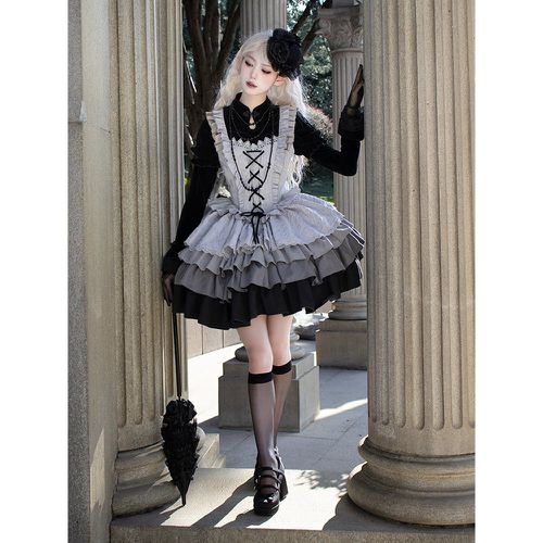 Gothic Lolita Dresses Lace Ruffles Jacquard - milanoo.com - Modalova