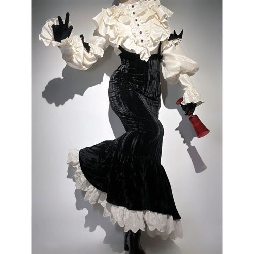 Gothic Lolita Outfits Color Block Lace Ruffles Long Sleeves Top Skirt - milanoo.com - Modalova