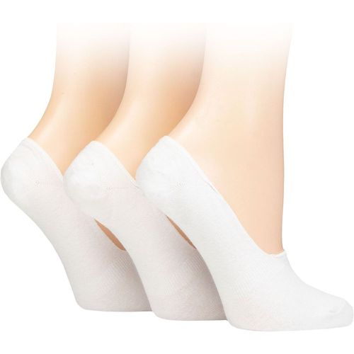Ladies 3 Pair Organic Cotton Invisible Trainer Socks S/M - Charnos - Modalova