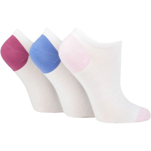 Women's 3 Pair Wildfeet Plain, Patterned and Contrast Heel Bamboo Trainer Socks White Contrast 4-8 Ladies - Wild Feet - Modalova