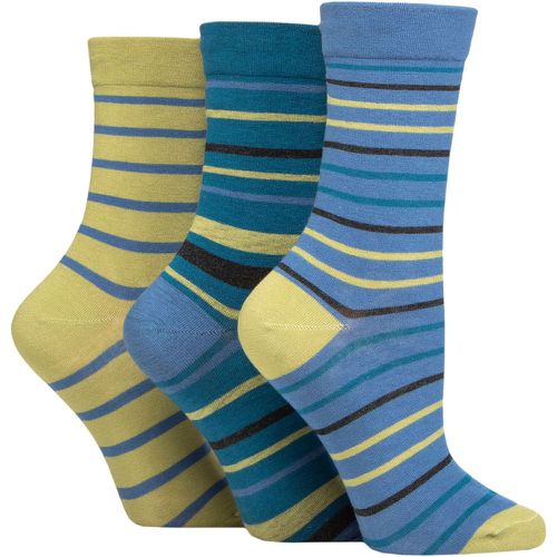 Ladies 3 Pair Gentle Bamboo Socks with Smooth Toe Seams in Plains and Stripes Spanish Moss 4-8 - SockShop - Modalova