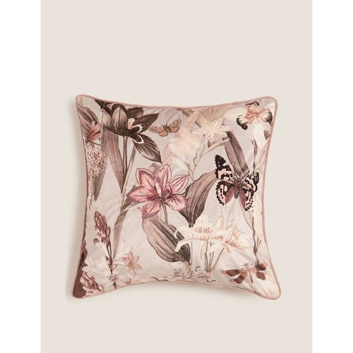 Floral Embroidered & Embellished Cushion pink - Marks & Spencer - Modalova