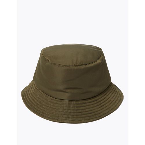 Bucket Hat with Stormwear™ green - Marks & Spencer - Modalova
