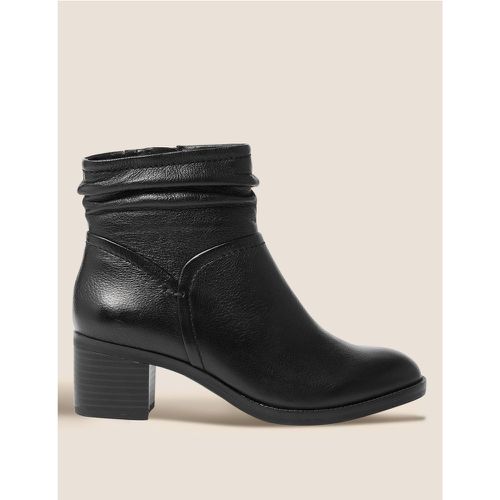 Wide Fit Leather Ruched Ankle Boots - Marks & Spencer - Modalova