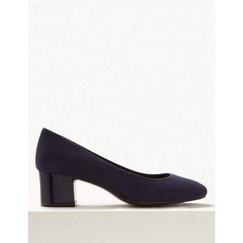 Wide Fit Block Heel Court Shoes - Marks & Spencer - Modalova
