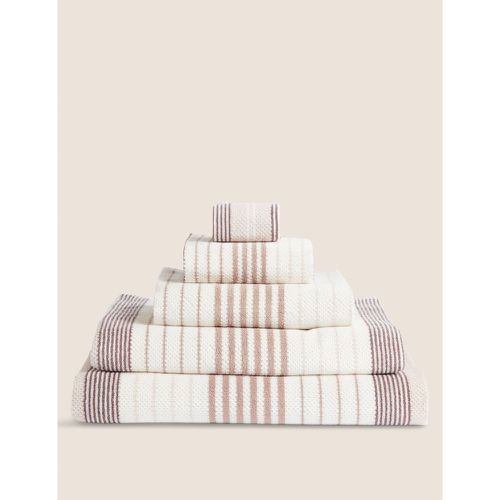 Pure Cotton Striped Spa Towel brown - Marks & Spencer - Modalova
