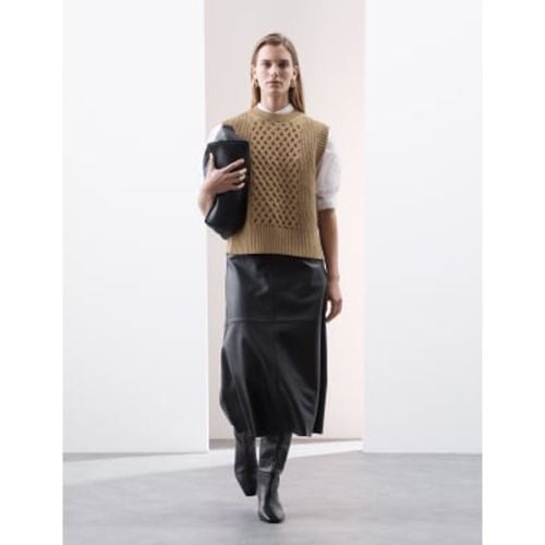 Womens Wool Rich Cable Knit Round Neck Knitted Vest - - Autograph - Modalova