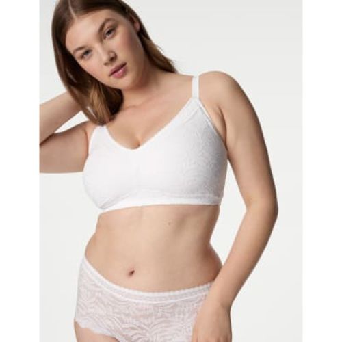 Womens Flexifit™ Lace Non Wired Minimiser Bra C-H - - M&S Collection - Modalova