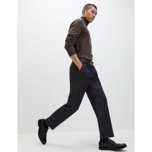 Mens Relaxed Tapered Fit Single Pleat Jeans - - M&S Collection - Modalova