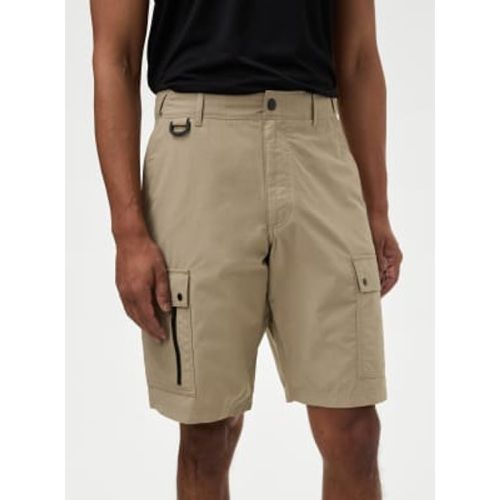 Mens Ripstop Textured Trekking Shorts with Stormwear™ - - M&S Collection - Modalova