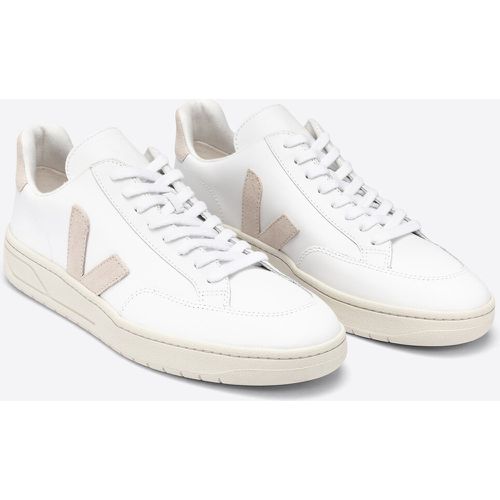 V-12 Leather Trainers - Veja - Modalova