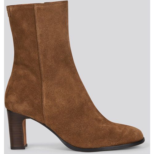 Gaea Suede Ankle Boots with Heel - ANTHOLOGY PARIS - Modalova