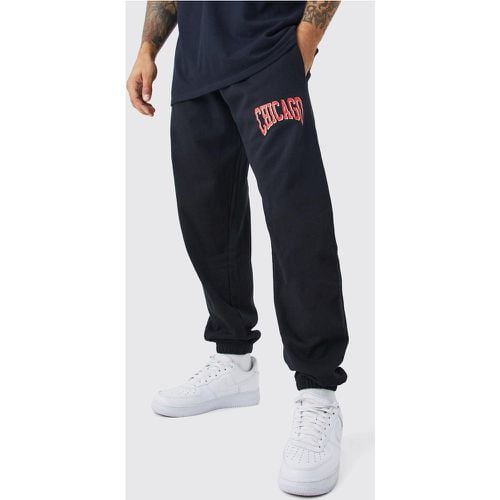 Pantalón Deportivo Oversize Con Estampado Universitario De Chicago - boohoo - Modalova