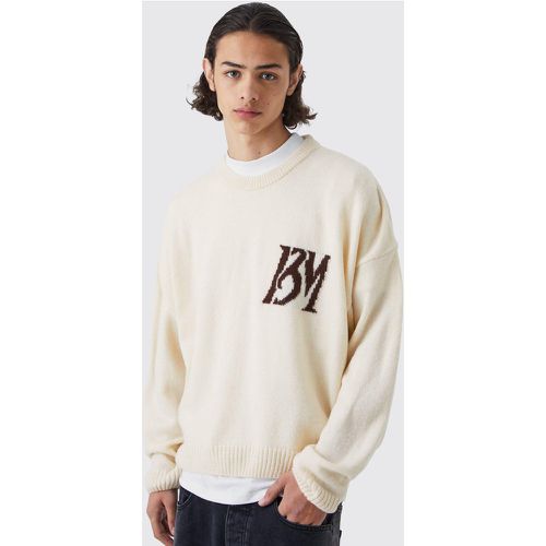 Maglione squadrato in maglia spazzolata con lettere Bm - boohoo - Modalova