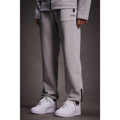 Pantaloni tuta Man Active Tech con zip sul fondo - boohoo - Modalova