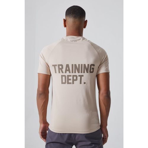 Camiseta Man Active Training Dept Ajustada Al Músculo - boohoo - Modalova