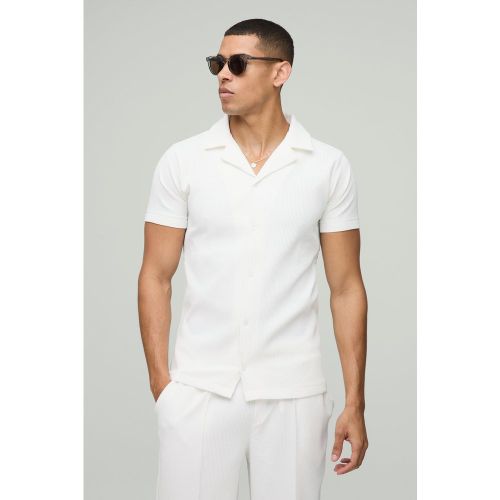 Camisa Plisada Ajustada Al Músculo Con Solapas - boohoo - Modalova