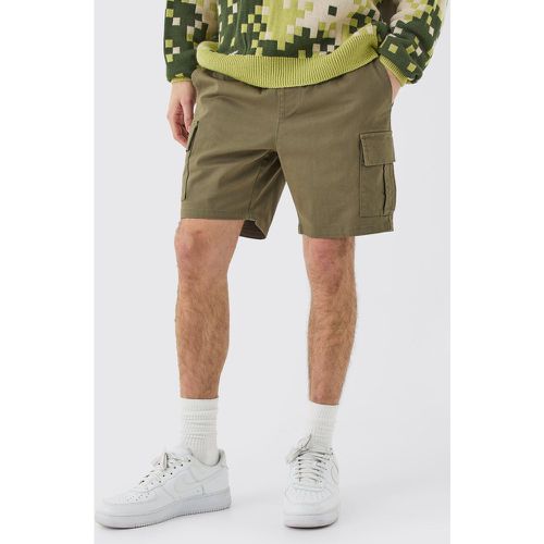 Pantaloncini Cargo Skinny Fit color kaki con vita elasticizzata - boohoo - Modalova