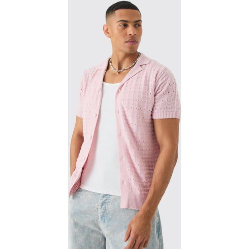 Camicia in maglia rosa con cuciture aperte e bottoni - boohoo - Modalova