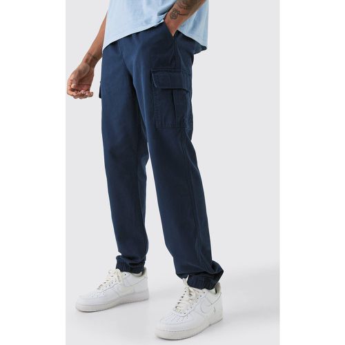 Pantaloni Cargo Tall Slim Fit in twill con vita elasticizzata - boohoo - Modalova