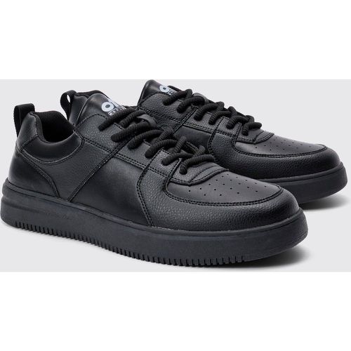 Zapatillas Deportivas Gruesas Negras Con Cordones - boohoo - Modalova