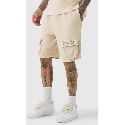 Tall Loose Fit Washed Cargo Jersey Short In Stone - boohoo - Modalova
