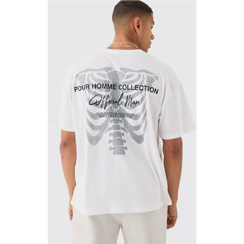 T-shirt oversize con stampa di scheletro sul retro - boohoo - Modalova