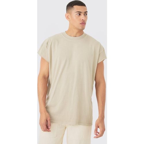 T-shirt oversize in lavaggio slavato con maniche tagliate - boohoo - Modalova