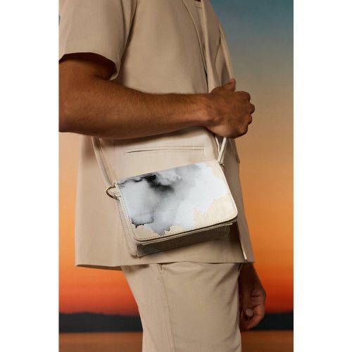 Twill Shoulder Bag In Off White - boohoo - Modalova