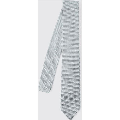 Cravatta Slim Fit in maglia chiaro con trama in rilievo - boohoo - Modalova