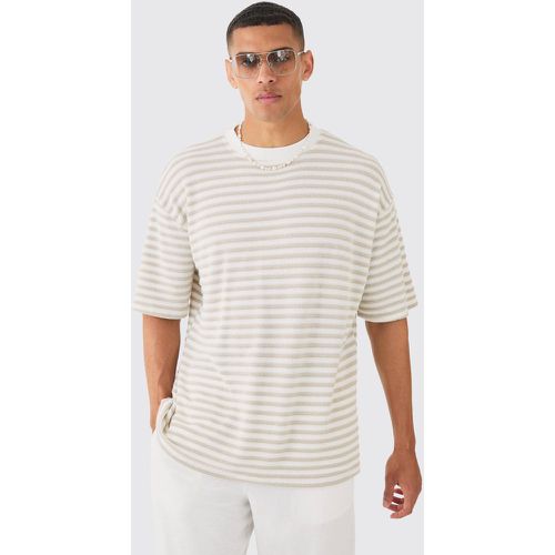 Oversized Textured Stripe T-Shirt - boohoo - Modalova