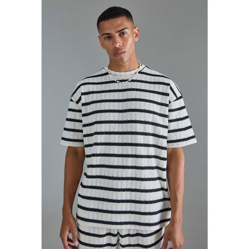 Oversized Textured Stripe T-Shirt - boohoo - Modalova